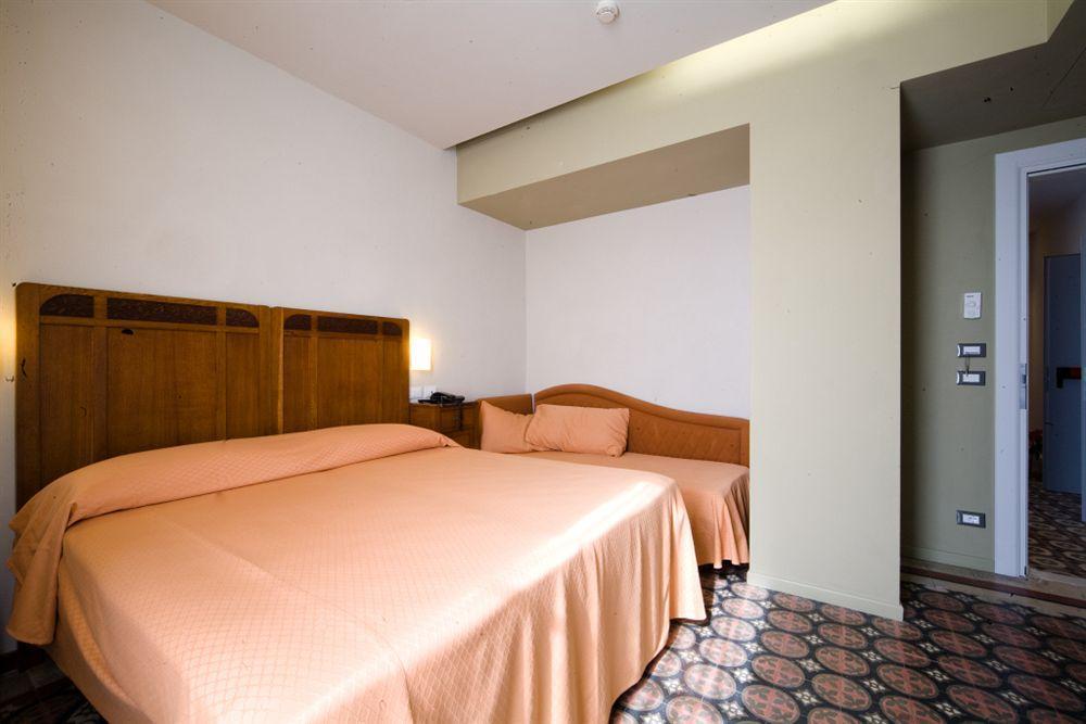 Hotel Europa 레반토 외부 사진
