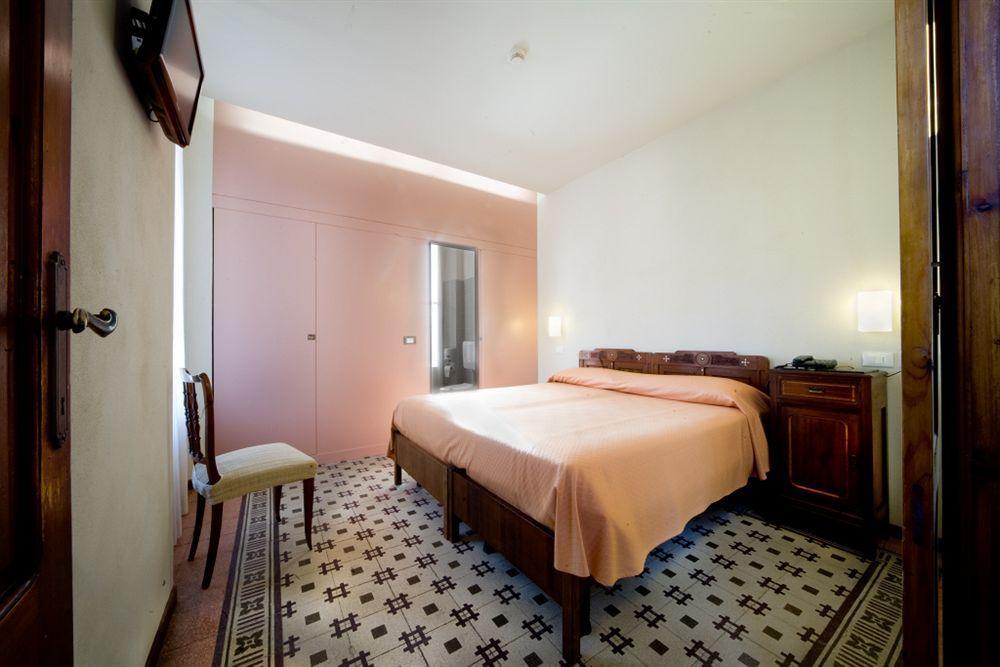 Hotel Europa 레반토 외부 사진