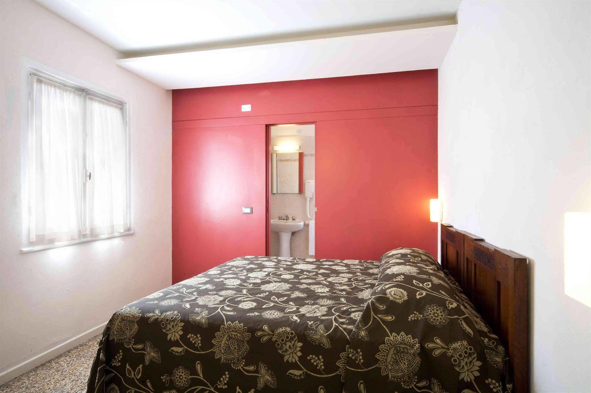 Hotel Europa 레반토 외부 사진